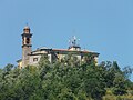 Vista sul santuario del Monte Spineto (Comune di Stazzano) da Vignole Borbera, Piemonte, Italia