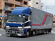 三菱ふそう・スーパーグレート - Wikipedia