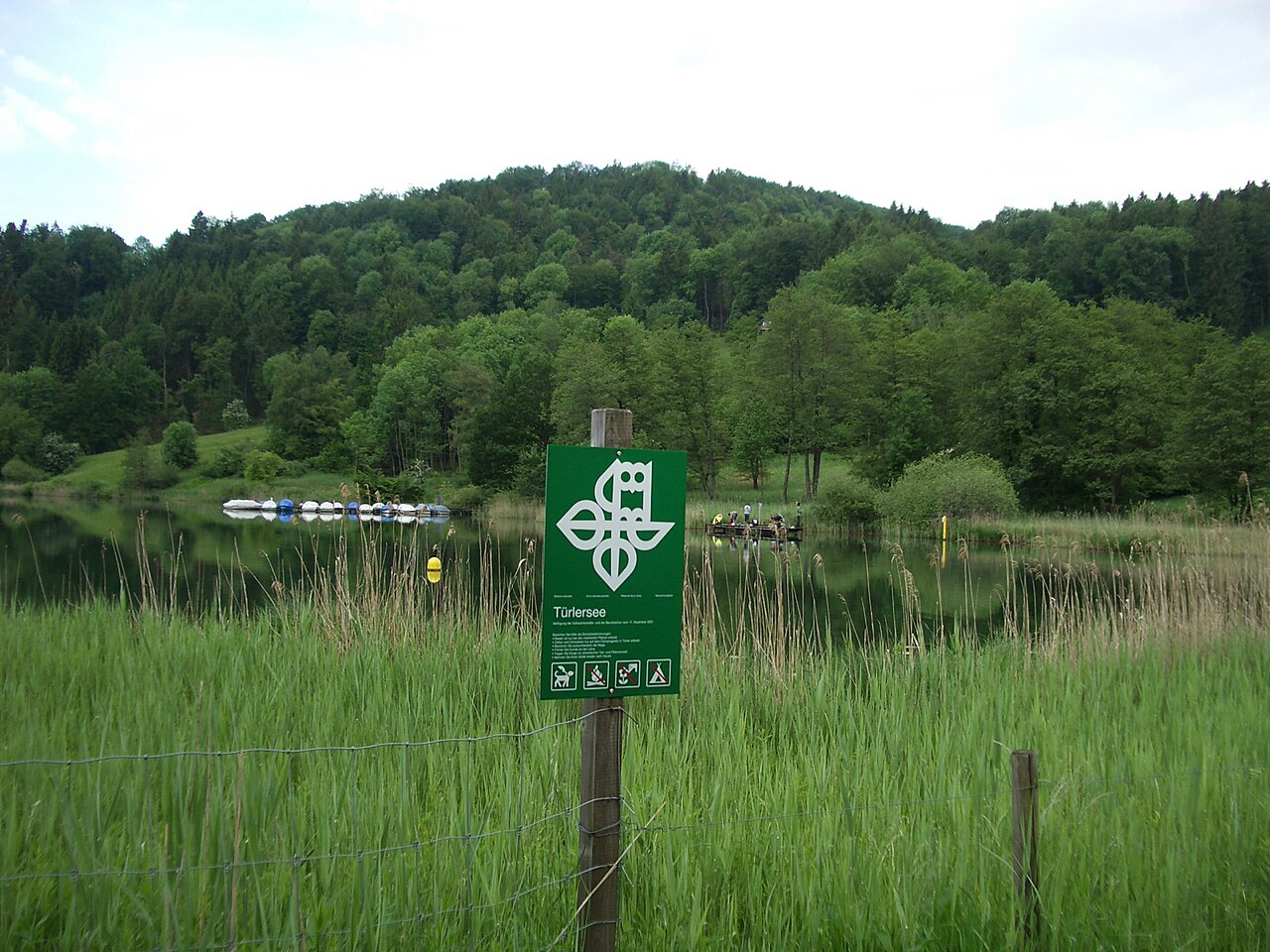 Aeugsterberg with Türlersee