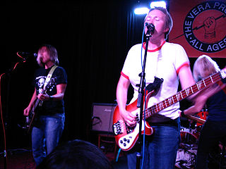 <span class="mw-page-title-main">Team Dresch</span> American queercore punk rock band