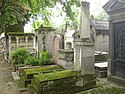 Tombe des docteurs AULAGNIER, médecins principaux des armées, cimetière Montmartre 01.JPG