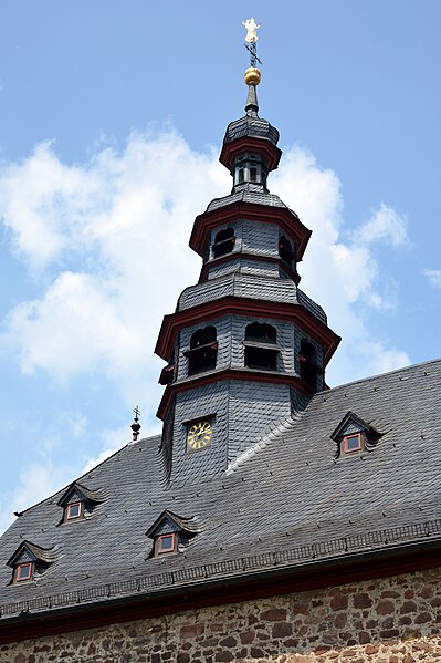 File:Turm Kirche Roßdorf (Amöneburg).jpg