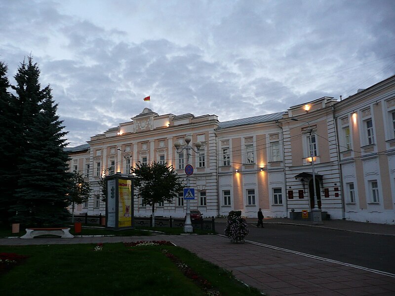 File:Tver duma dusk.JPG