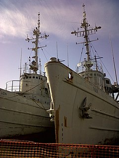 USS <i>Moctobi</i> (ATF-105) Abnaki-class fleet ocean tug in the US Navy