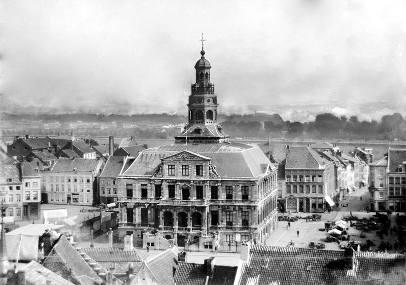 File:Van af het Observatorium der Hogere Burger School - Maastricht - 20147440 - RCE.jpg