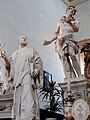 Statue di San Gaetano Thiene e di San Giuliano sull'altare maggiore della chiesa di San Giuliano a Vicenza