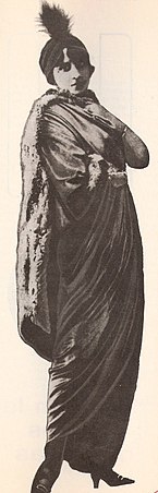 Виктория Окампо, ок. 1910 г.