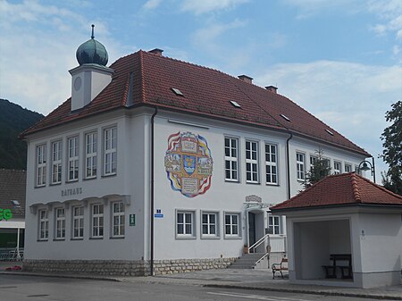 WeissenbachTriesting Rathaus