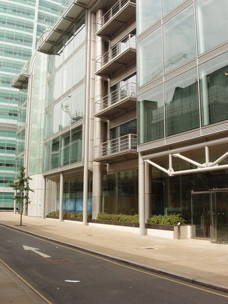 File:Wellcome Trust Gibbs Building, Gower Place facade - geograph.org.uk - 463231.jpg