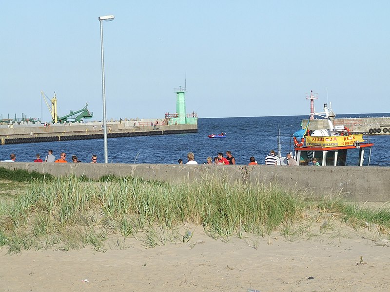 File:Wladyslawowo harbour3.JPG