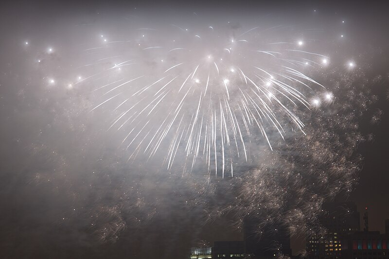 File:YBI - SF - Fireworks - Wichary (3156664039).jpg