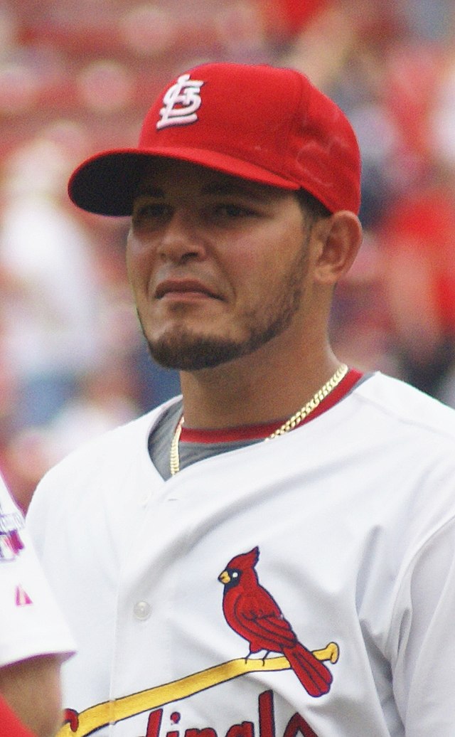 Yadier Molina, Wiki