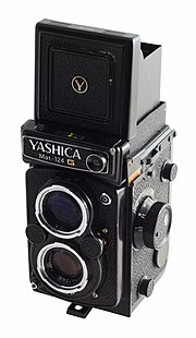ヤシカのカメラ製品一覧のサムネイル