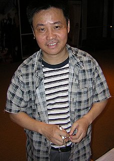 Yu Hua Chinese author (born 1960)