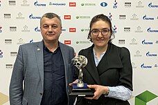 Naisten shakki Oscarin "Kaissa" esitys Nana Dzagnidzelle