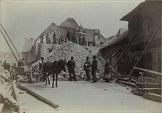 1895 Ljubljana earthquake by Helfer - Trubarjeva cesta (7).jpg