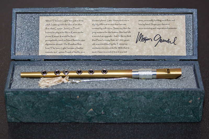 File:2014-05-26 Replica of 'Ressikan flute' by Morgan Gendel IMG 1458.jpg