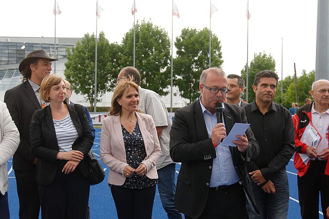 Inauguration de la nouvelle piste du stade.