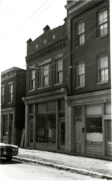 File:726 North Second Street (16580350867).jpg