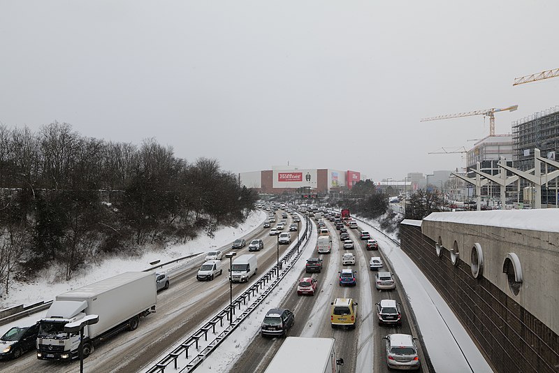 File:A100 from Sachsendammsteg with snow 2021-02-08 04.jpg