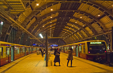 S- and Regionalbahn station Alexanderplatz