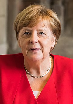 Angela Merkel 2019 (beschnitten) .jpg