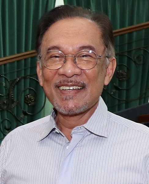 Image: Anwar Ibrahim (cropped 1)