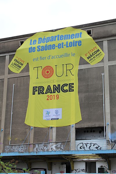 File:Arrivée 7e étape Tour France 2019 2019-07-12 St Rémy Saône Loire 4.jpg