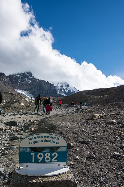 File:Athabasca Glacier has really receeded -( (28968910273).jpg