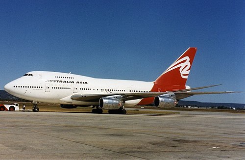 Australia Asia Airlines Boeing 747SP Wheatley.jpg