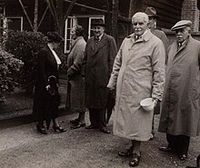 Bayan Bannerman, bir hanımefendi, David Bannerman, Alfred Ezra ve Sir David Ezra 1938'de