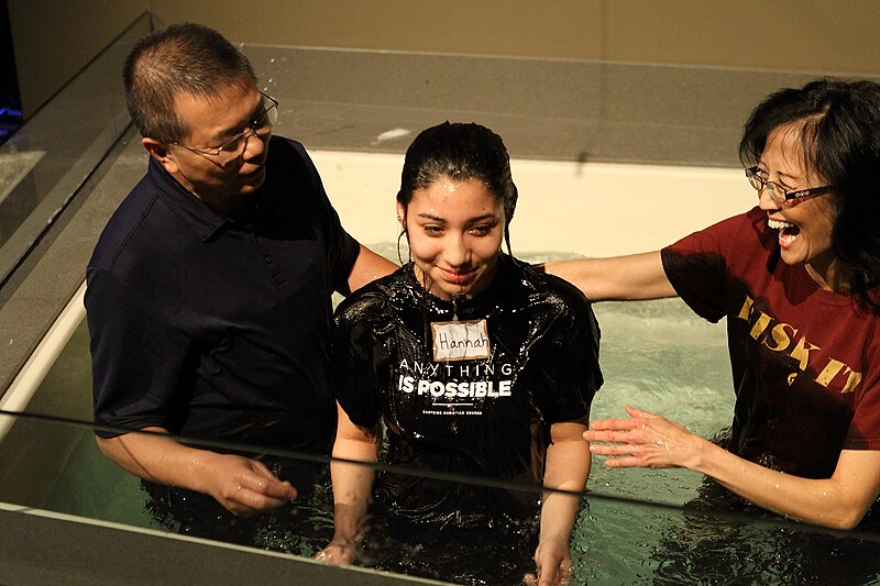 File:Baptism at Eastside Christian Church2018.jpg