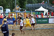 Deutsch: Beachhandball Europameisterschaften 2019 (Beach handball Euro); Tag 1: 2. Juli 2019 – Männer, Vorrunde Gruppe C, Italien-Nordmazedonien 2:1 (12:18, 22:13, 7:6) English: Beach handball Euro; Day 1: 2 July 2019 – Men Preliminary Round Group C – Italy-North Mecedonia 2:1 (12:18, 22:13, 7:6)
