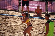 Deutsch: Beachhandball bei den Olympischen Jugendspielen 2018; Tag 3, 10. Oktober 2018; Mädchen, Vorrunde, Gruppe B - Niederlande-Argentinien 2:0 English: Beach handball at the 2018 Summer Youth Olympics at 10 October 2018 – Girls Preliminary Round Group B‎ – Netherlands-Argentina 2:0