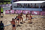 Deutsch: Beachhandball bei den Olympischen Jugendspielen 2018; Tag 3, 10. Oktober 2018; Mädchen, Vorrunde, Gruppe B - Niederlande-Argentinien 2:0 English: Beach handball at the 2018 Summer Youth Olympics at 10 October 2018 – Girls Preliminary Round Group B‎ – Netherlands-Argentina 2:0