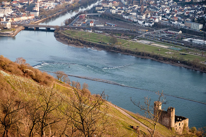 File:Bingen Rhein Ehrenfels 2016-03-26-17-51-00.jpg