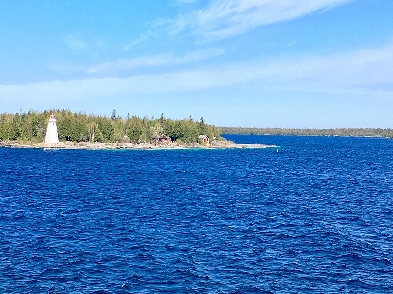 File:Bruce Peninsula lookout.jpg