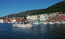 Bryggen i "Hansabyen" Bergen.jpg