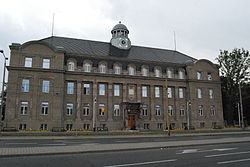 Budynek dyrekcji Huty Donnersmarck Zabrze, ul. Bytomska 1 (obecnie Religi 1) (2) KS.JPG