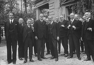<span class="mw-page-title-main">First Müller cabinet</span> 1920 cabinet of Weimar Germany