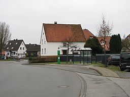 Bushaltestelle Mitte, 2, Bergheim, Steinheim, Landkreis Hoexter