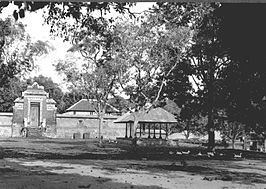 De tempel Pura Lingsar rond 1920.