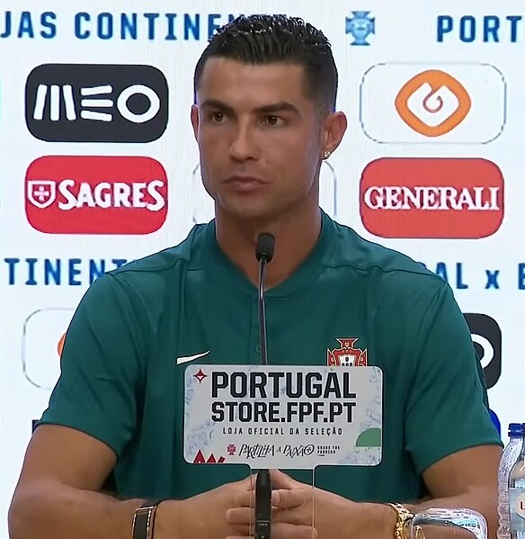 Fayl:CR7Portugal24.jpg