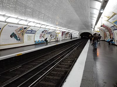 Tunnelbanestationen Cardinal Lemoine.