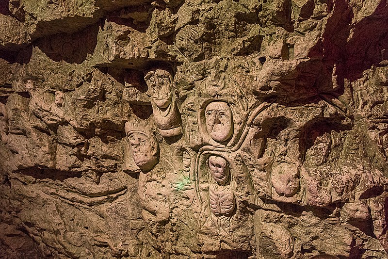File:Carving in Chislehurst Caves, Kent - geograph.org.uk - 3436186.jpg