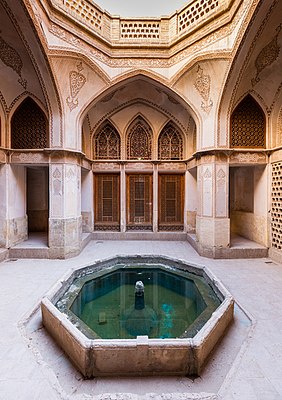 Casa histórica de Abbasi, Kashan, Irán, 2016-09-19, DD 75.jpg