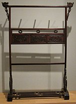 Chinese clothes rack, Qing dynasty, dated 1823, hongmu wood, Honolulu Academy of Arts.JPG