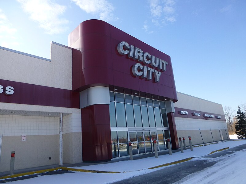 File:Circuit City Holland.JPG