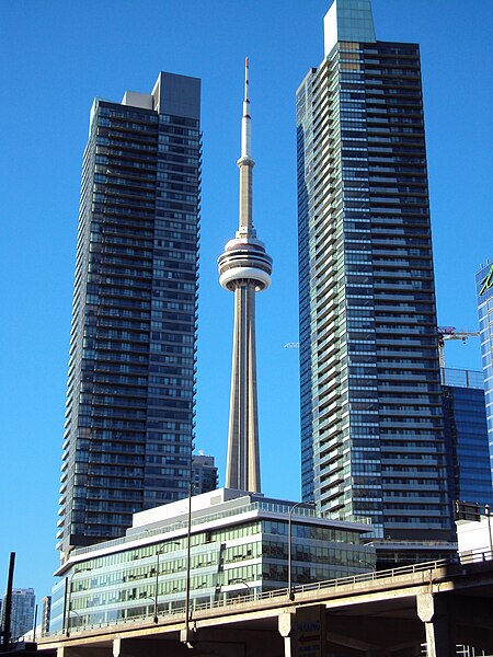 File:Cn tower from harbour.JPG