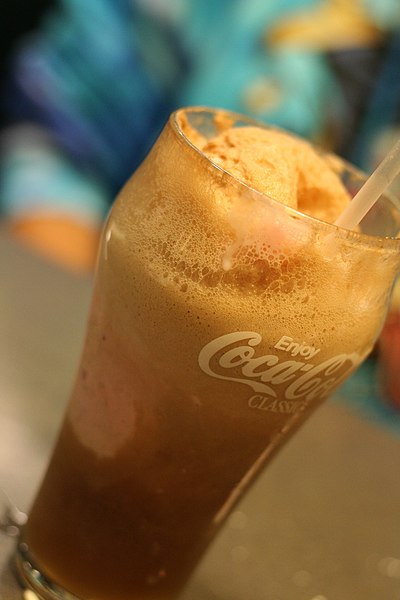 File:Coke float.jpg